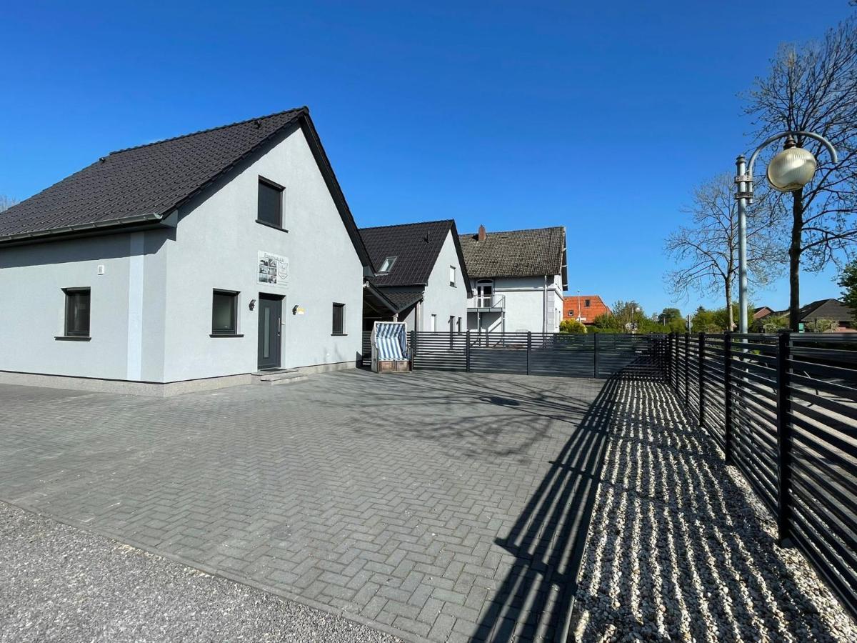 Ferienhaeuser Hof Von Oldenburg *